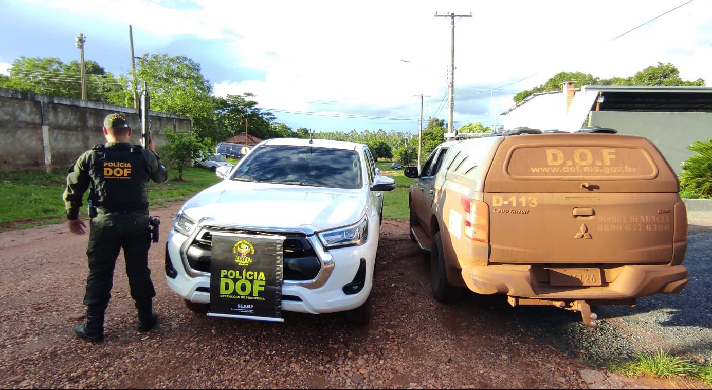 Caminhonete recuperada / DOF/Divulgação 